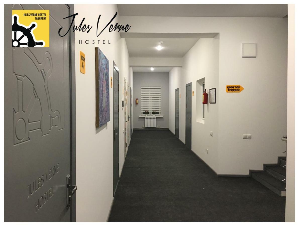Jules Verne Hostel Tashkent Esterno foto